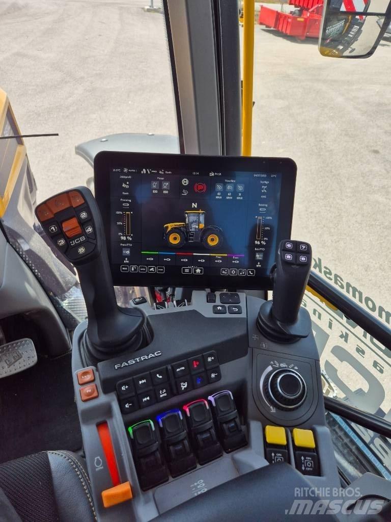JCB Fastrac 4220 Tractores