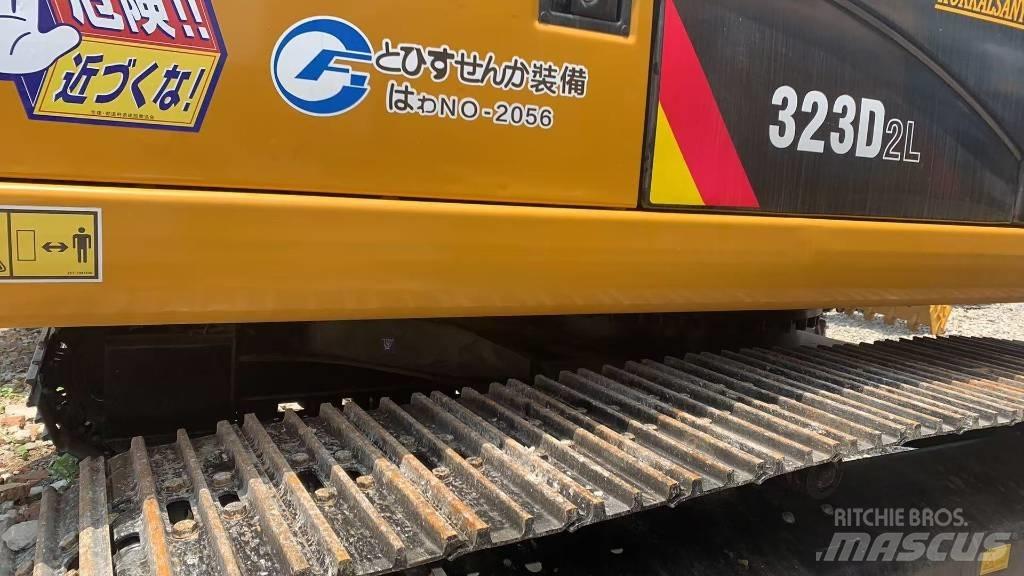 CAT 323 Excavadoras de cadenas