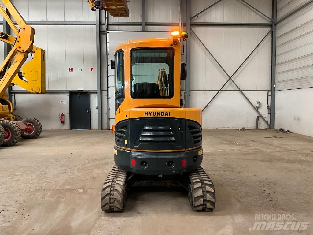 Hyundai R30 Z-9AK Mini excavadoras < 7t