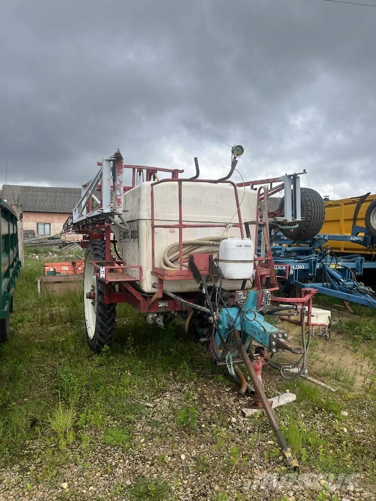 BBG S300 Pulverizadores arrastrados