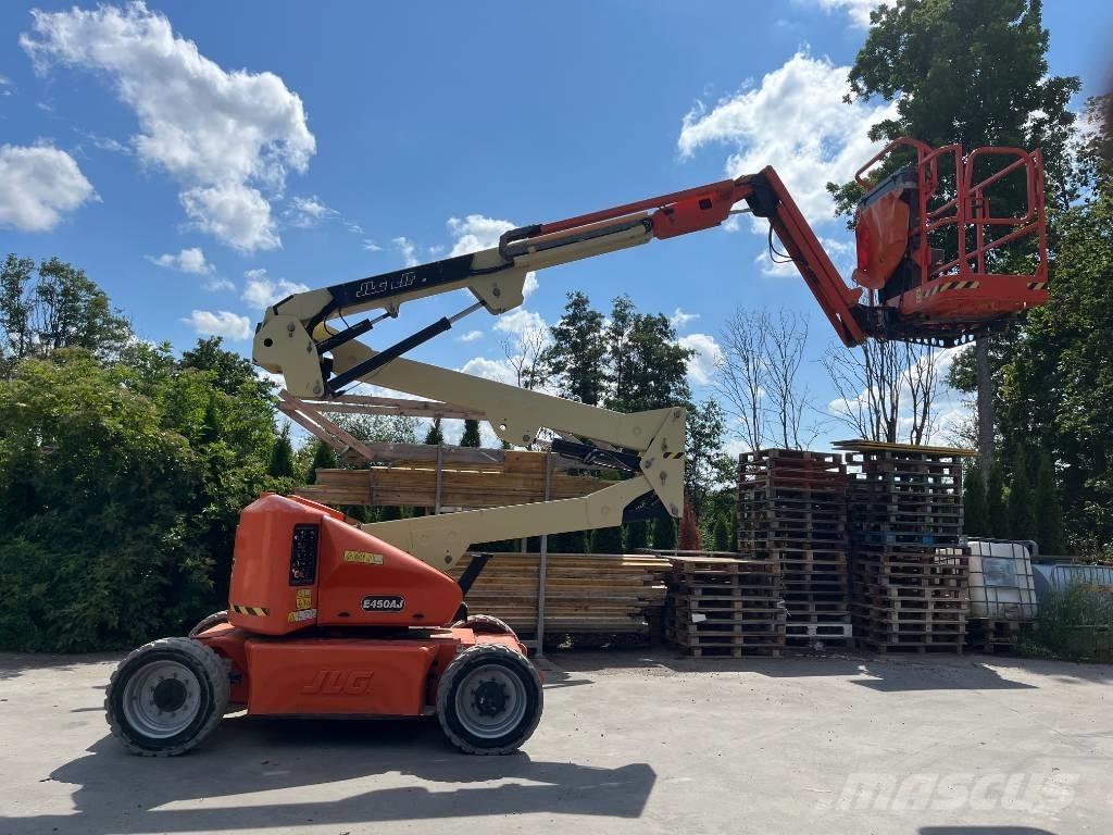 JLG E 450 AJ Plataforma de trabajo articulada