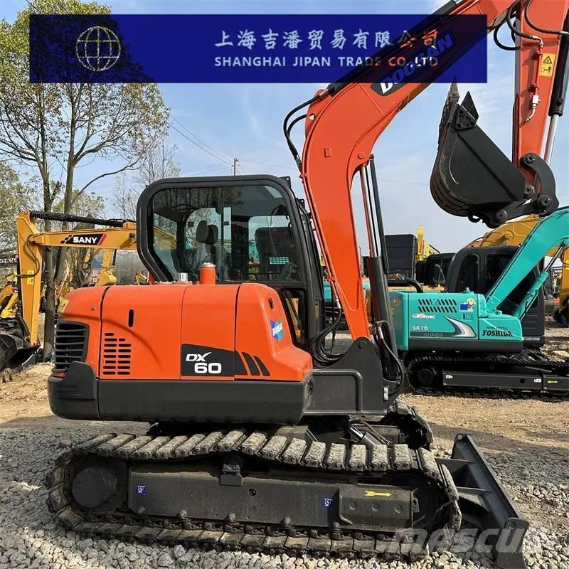 Doosan DX 60 Mini excavadoras < 7t
