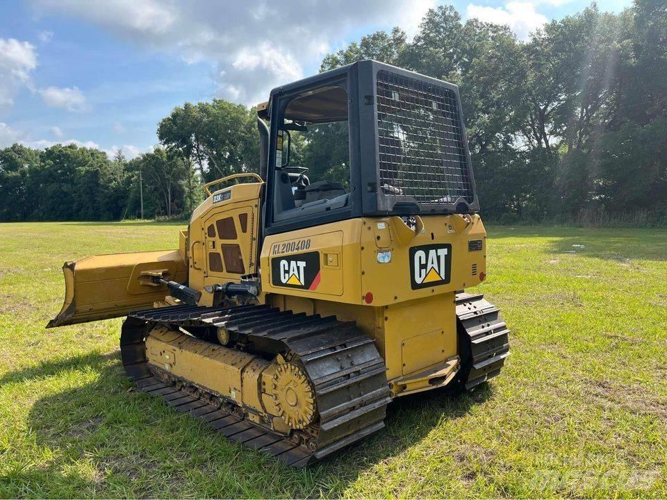 CAT D 3 K 2 LGP Buldozer sobre oruga