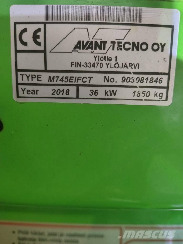 Avant 745 Palas cargadoras