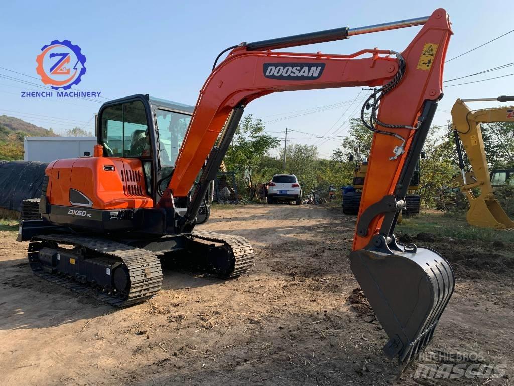 Doosan DX 60 Mini excavadoras < 7t