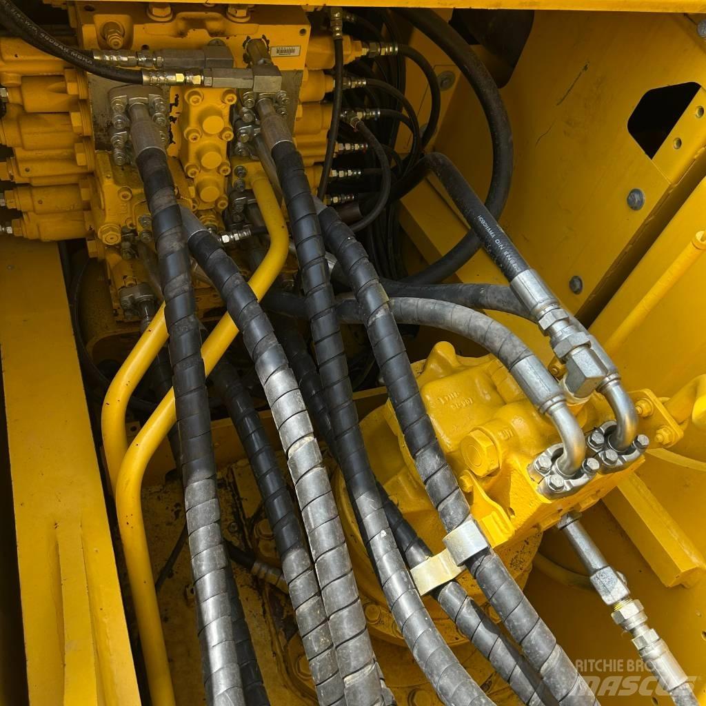 Komatsu 210-8 Excavadoras de cadenas