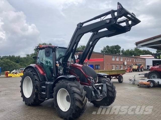 Valtra N155 Active Tractores