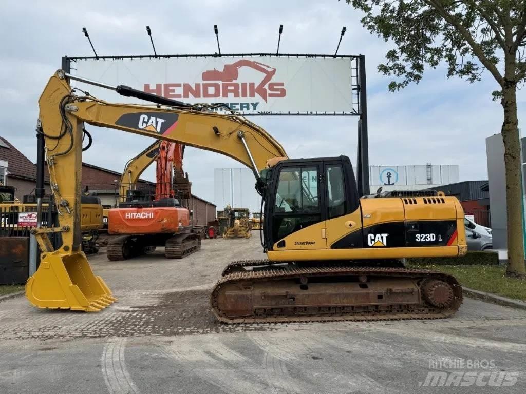 CAT 323DL (320DL) Excavadoras de cadenas