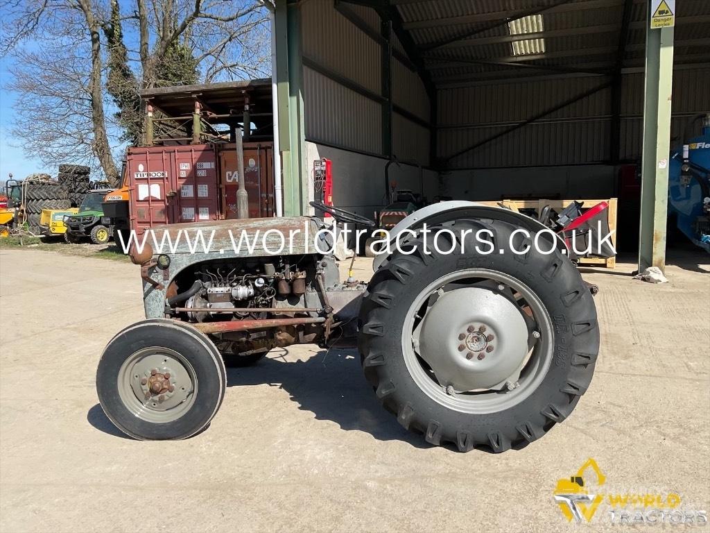 Ferguson TRACTOR Tractores