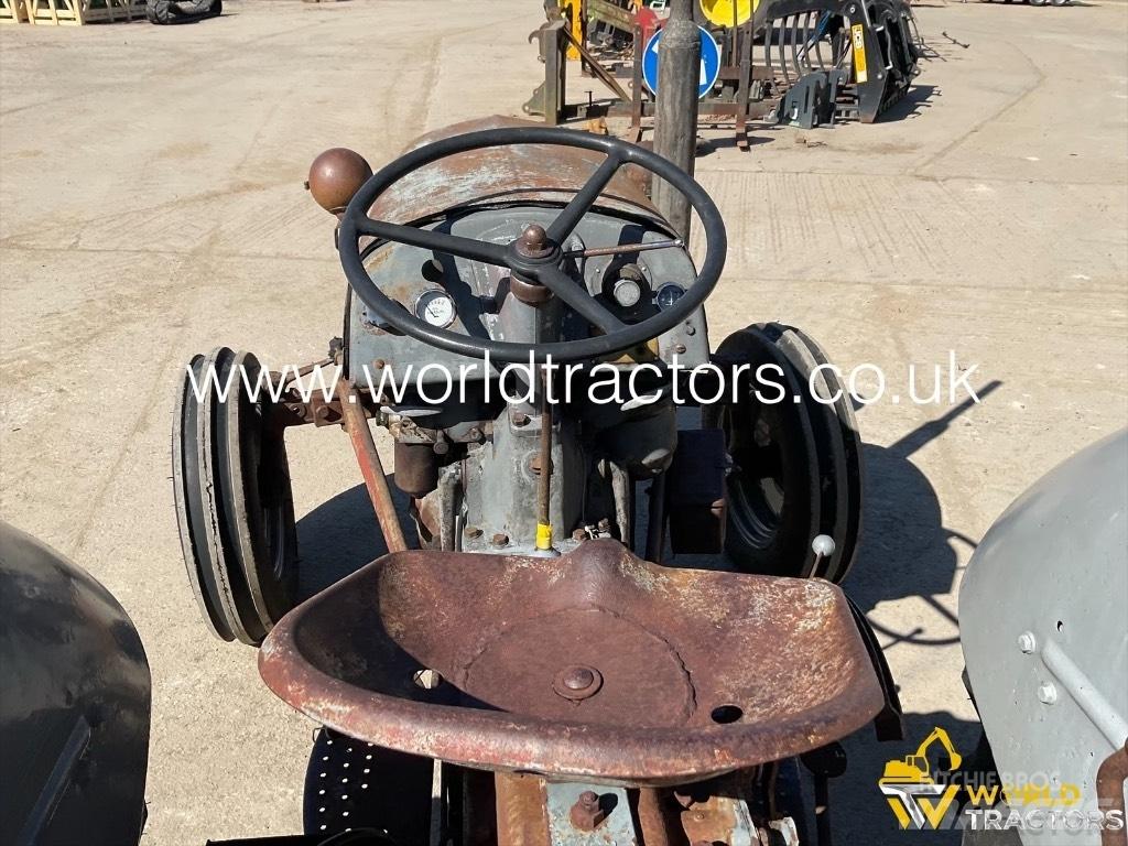 Ferguson TRACTOR Tractores