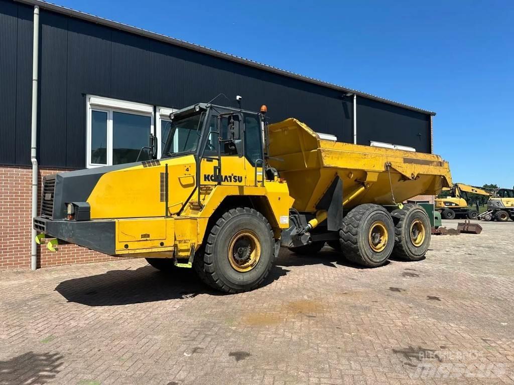 Komatsu HM300-2 Dúmpers articulados