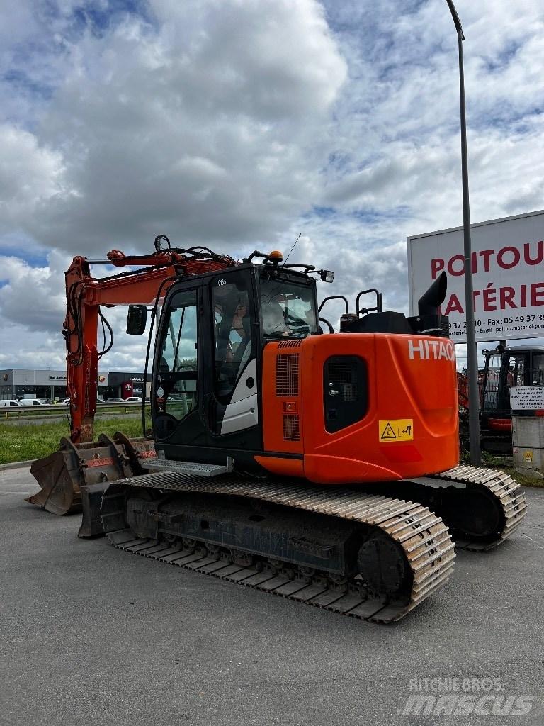 Hitachi ZX 135 US-6 Excavadoras de cadenas