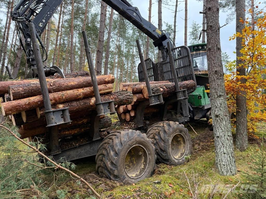 John Deere 1010 E Autocargadoras