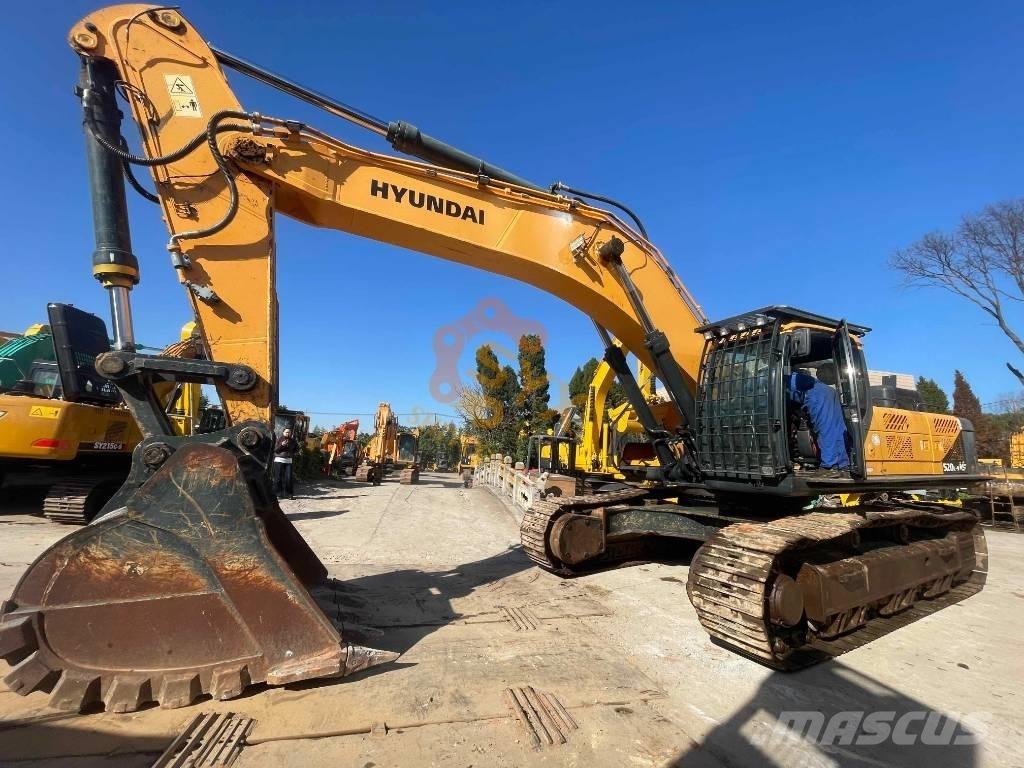 Hyundai Robex 520 VS Excavadoras de cadenas