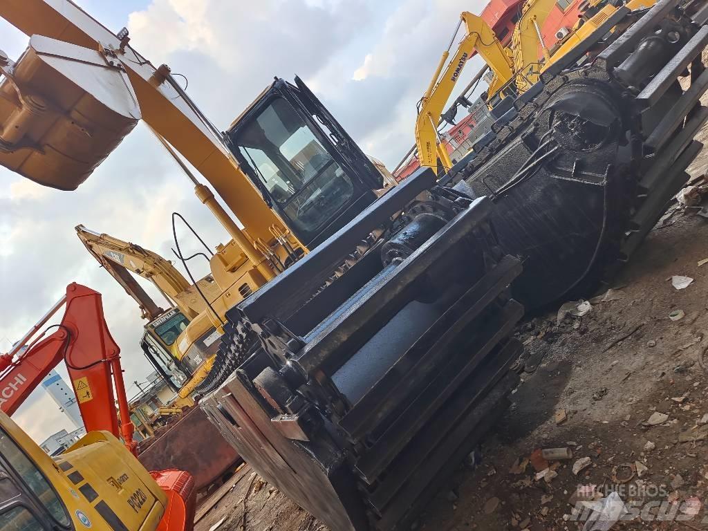 CAT 320 C Excavadoras anfibio