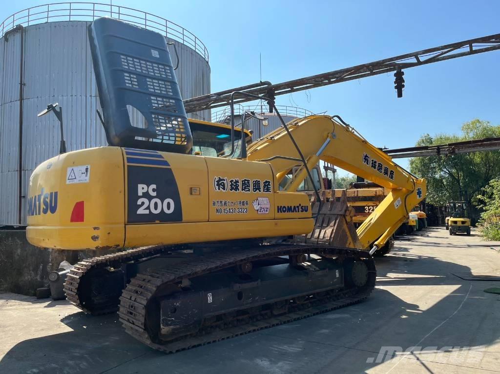 Komatsu PC 200-8N1 Excavadoras de cadenas
