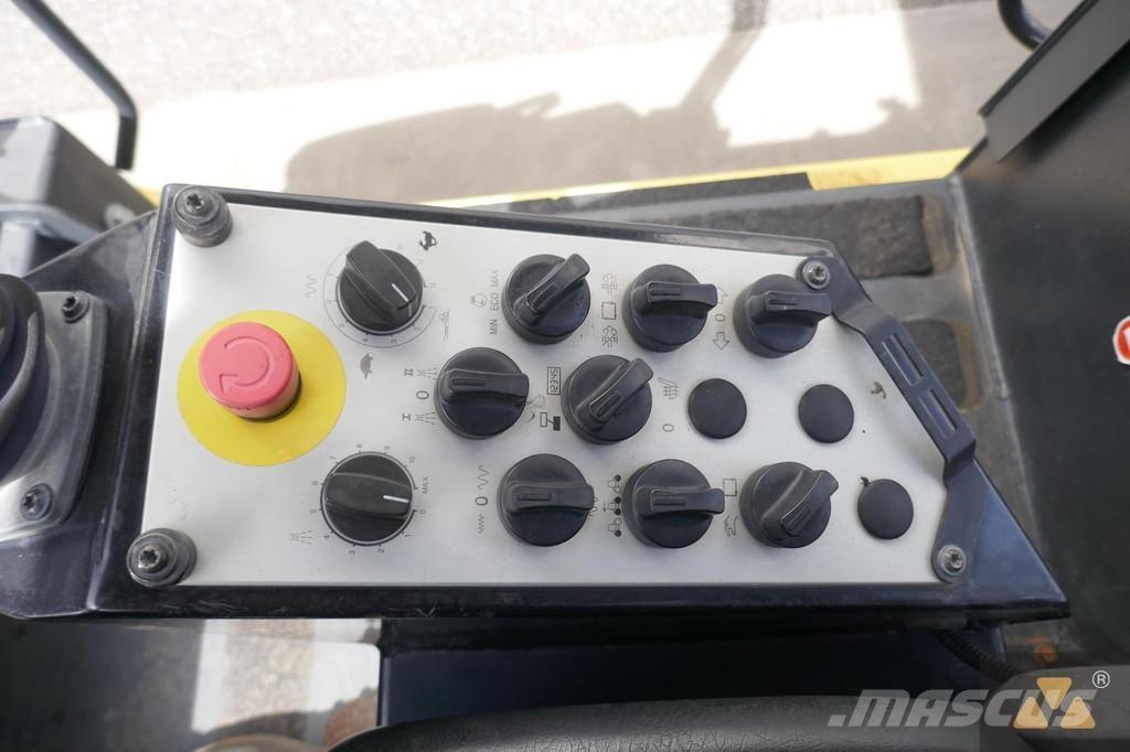 Bomag BW190AD-5 Rodillos de doble tambor