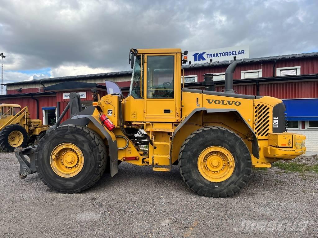 Volvo L 120 E Cargadoras sobre ruedas