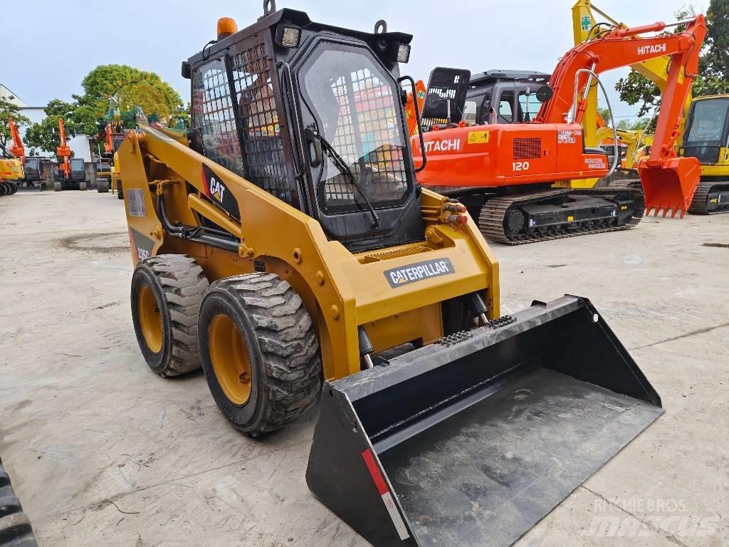 CAT 226 C Minicargadoras