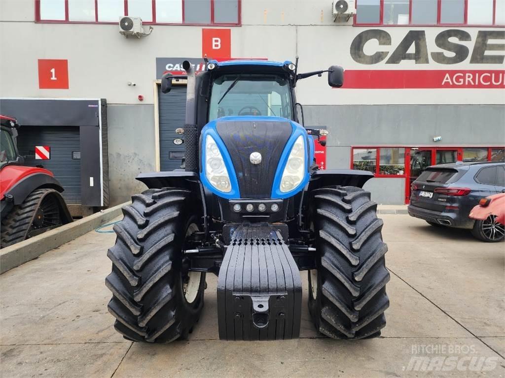 New Holland T8.300 Tractores