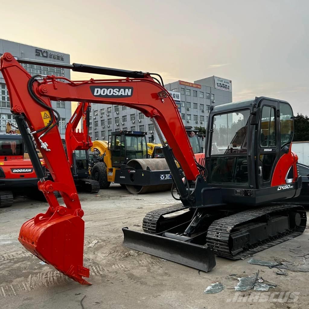 Doosan DX60-9C Mini excavadoras < 7t
