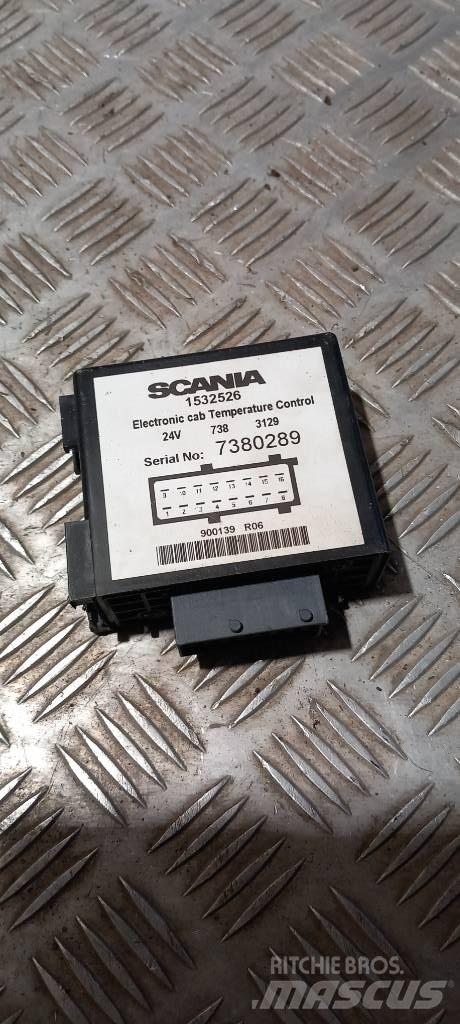 Scania 94 D.    1532526 Electrónicos