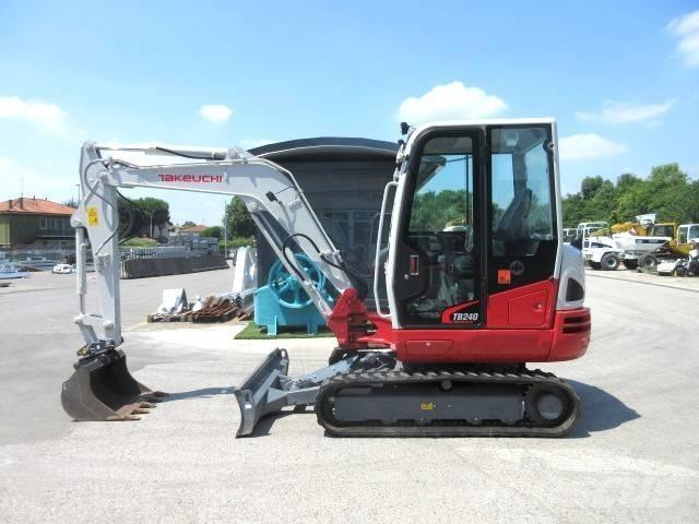 Takeuchi TB 240 Mini excavadoras < 7t