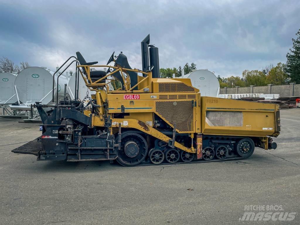 CAT AP 1055 D Asfaltadoras