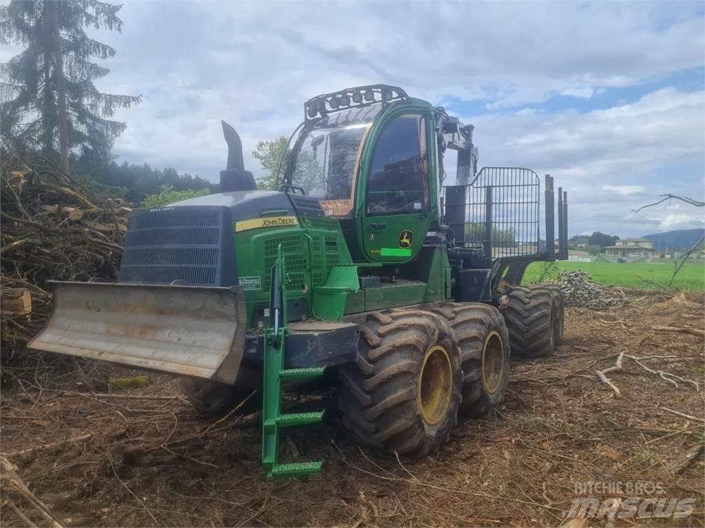 John Deere 1110 G Autocargadoras
