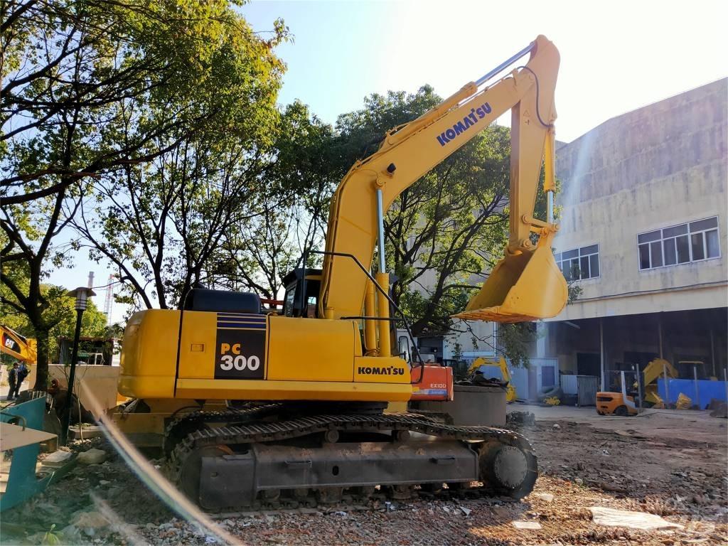 Komatsu PC 300-7 Excavadoras de cadenas