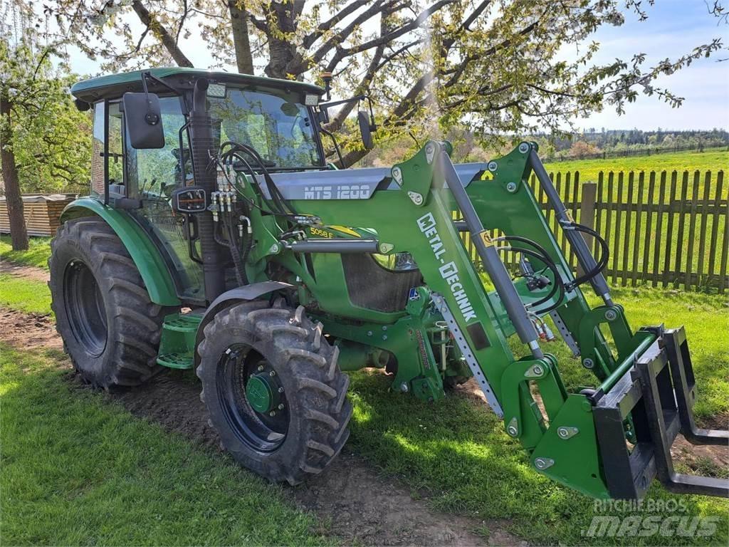 John Deere 5058E Tractores