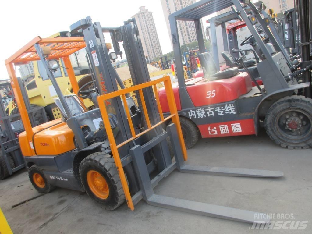 TCM FD 30 Carretillas diesel