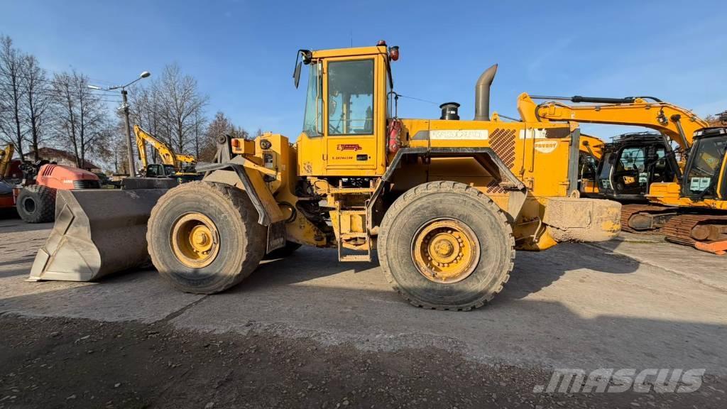 Volvo L 120 D Cargadoras sobre ruedas