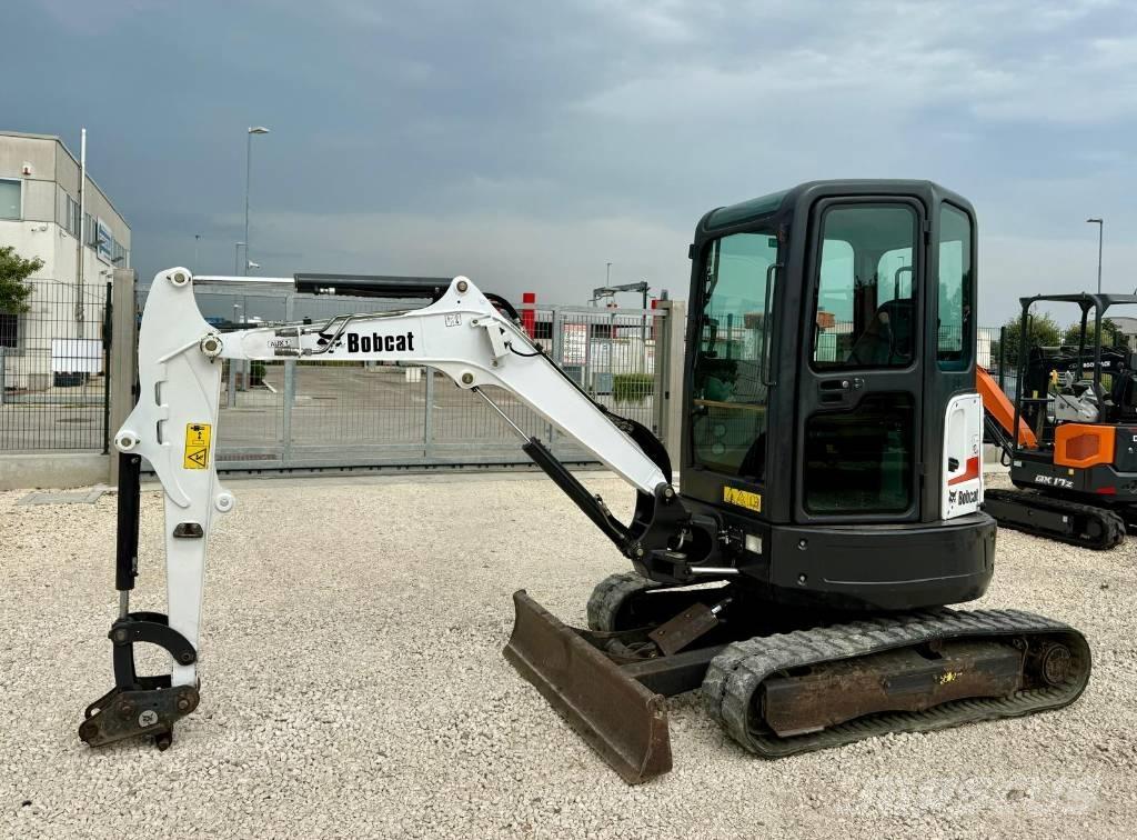 Bobcat E 26 EM Mini excavadoras < 7t