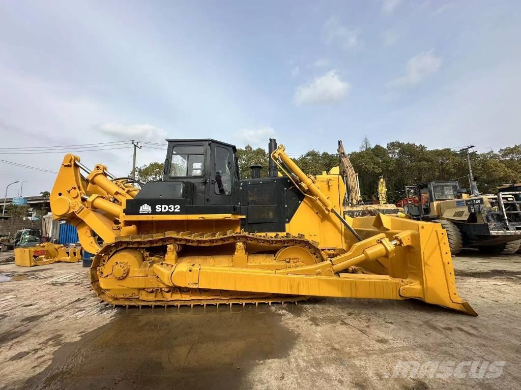 Shantui SD 32 Excavadoras de cadenas