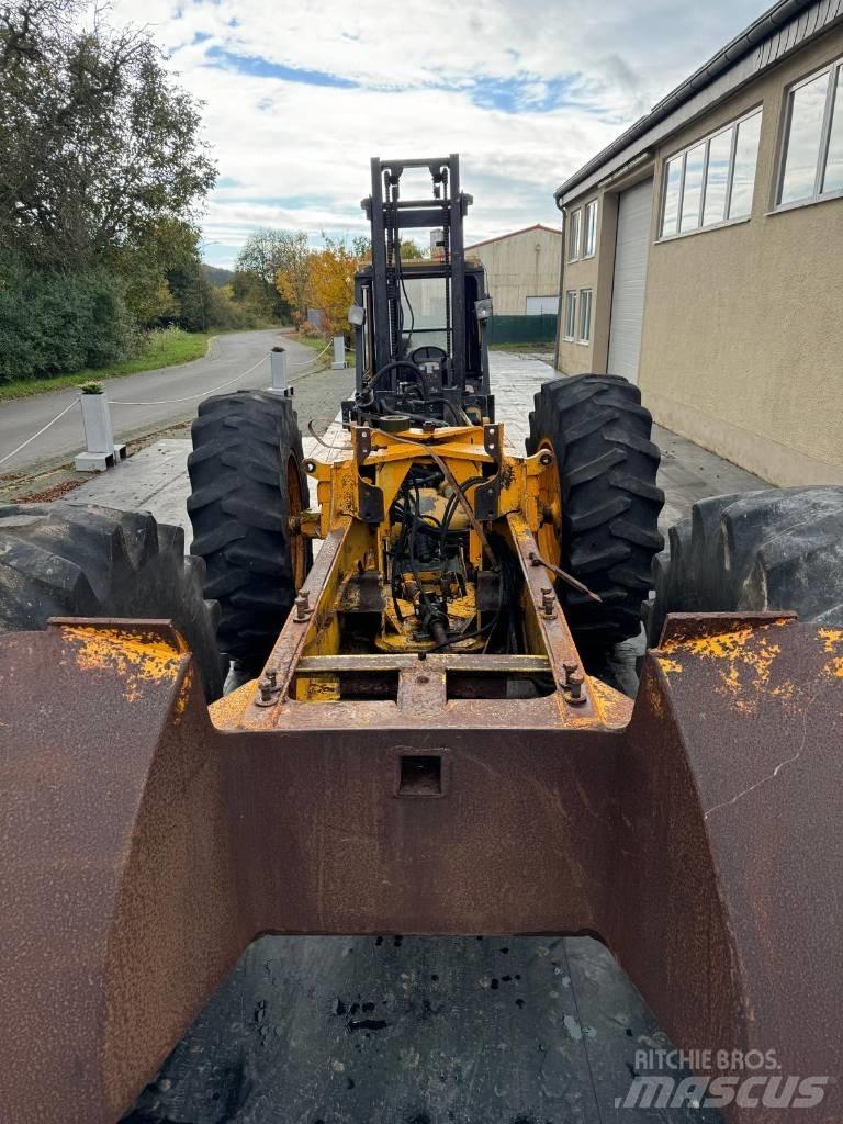 John Deere 540 B Arrastrador de troncos