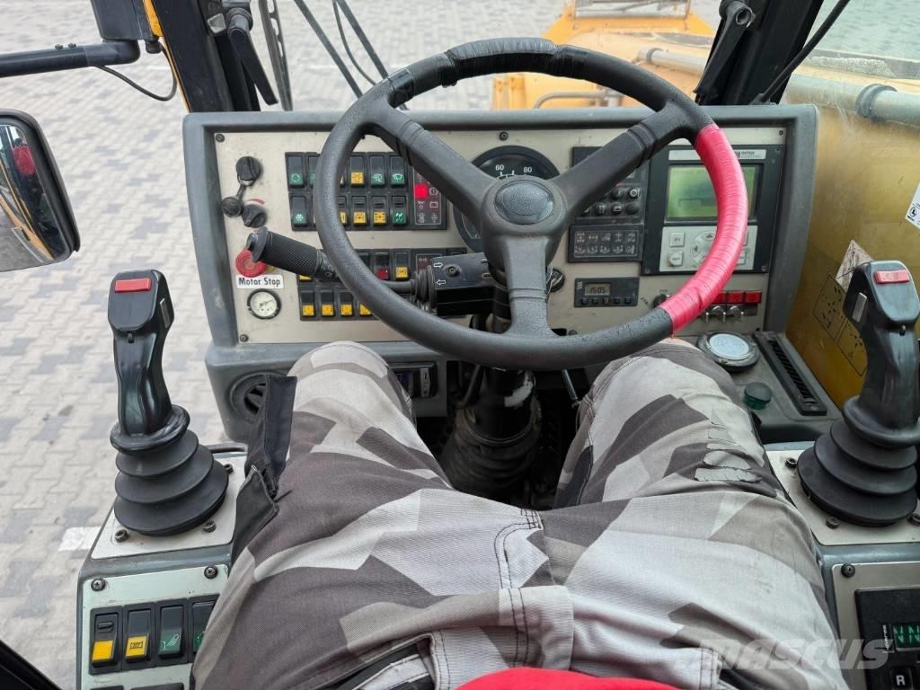 Demag AC 40-1 City Grúas todo terreno