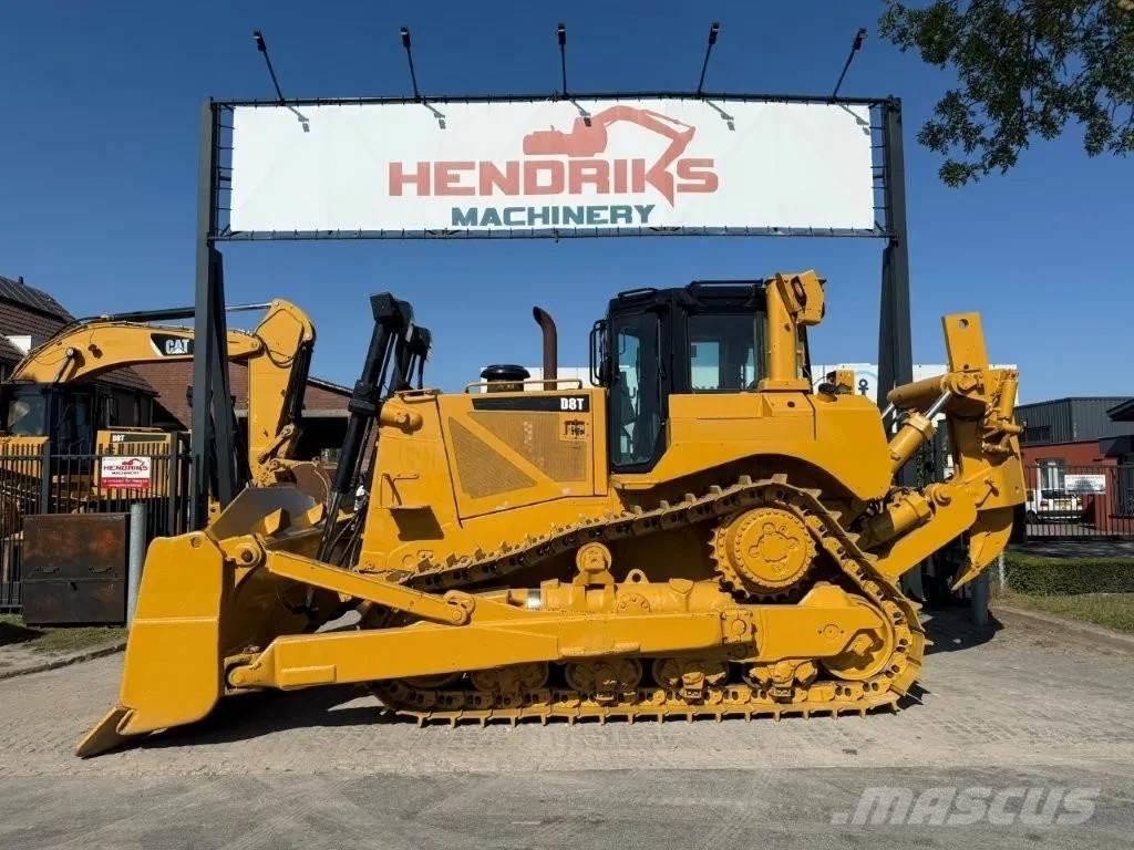 CAT D8T (D8R) Buldozer sobre oruga