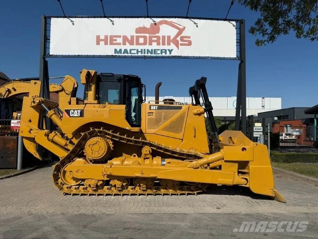 CAT D8T (D8R) Buldozer sobre oruga