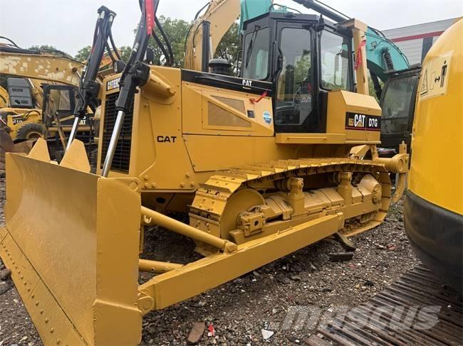 CAT D 7 G LGP Buldozer sobre oruga