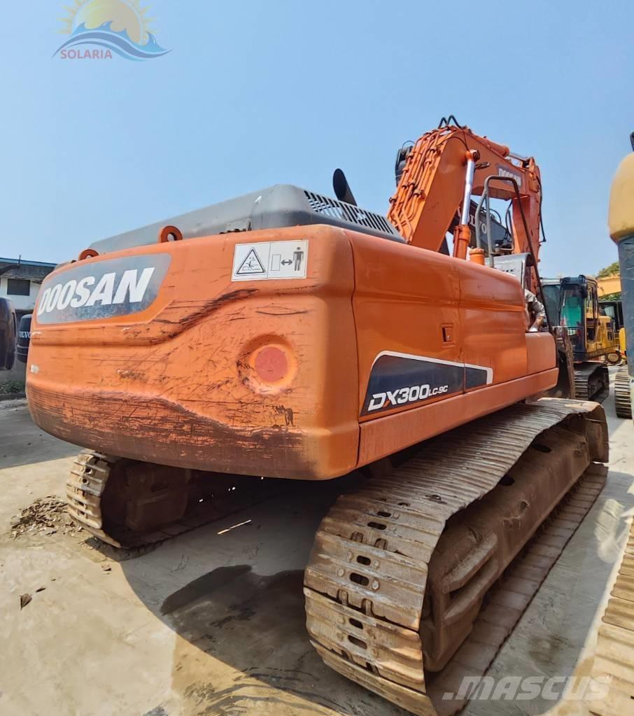 Doosan DX 300 LC Excavadoras de cadenas