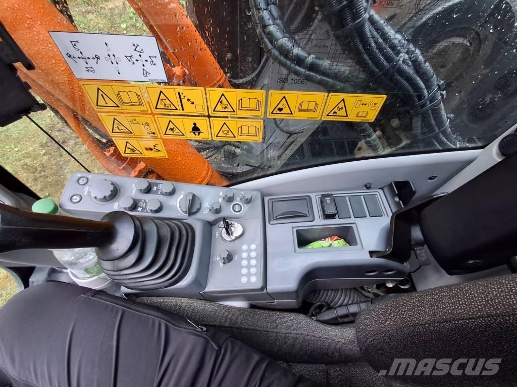 Hitachi ZX 225 US LC Excavadoras de cadenas