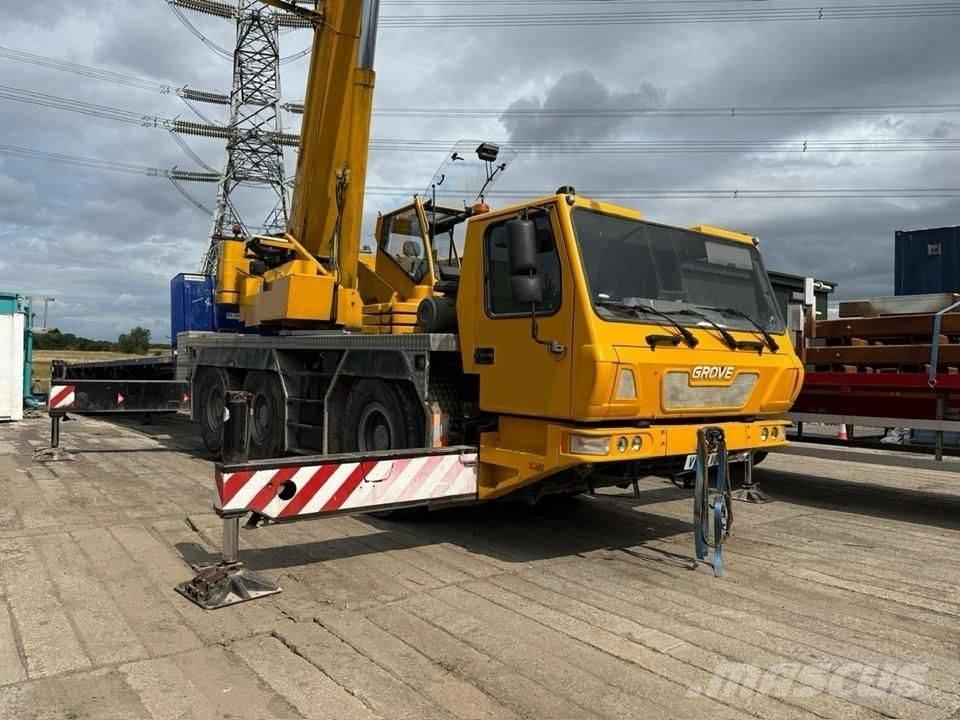 Grove GMK 3055 Grúas todo terreno