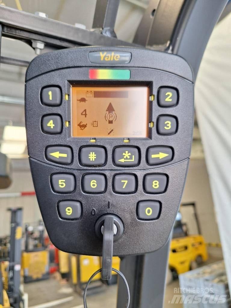 Yale ERP 30 VL Carretillas de horquilla eléctrica