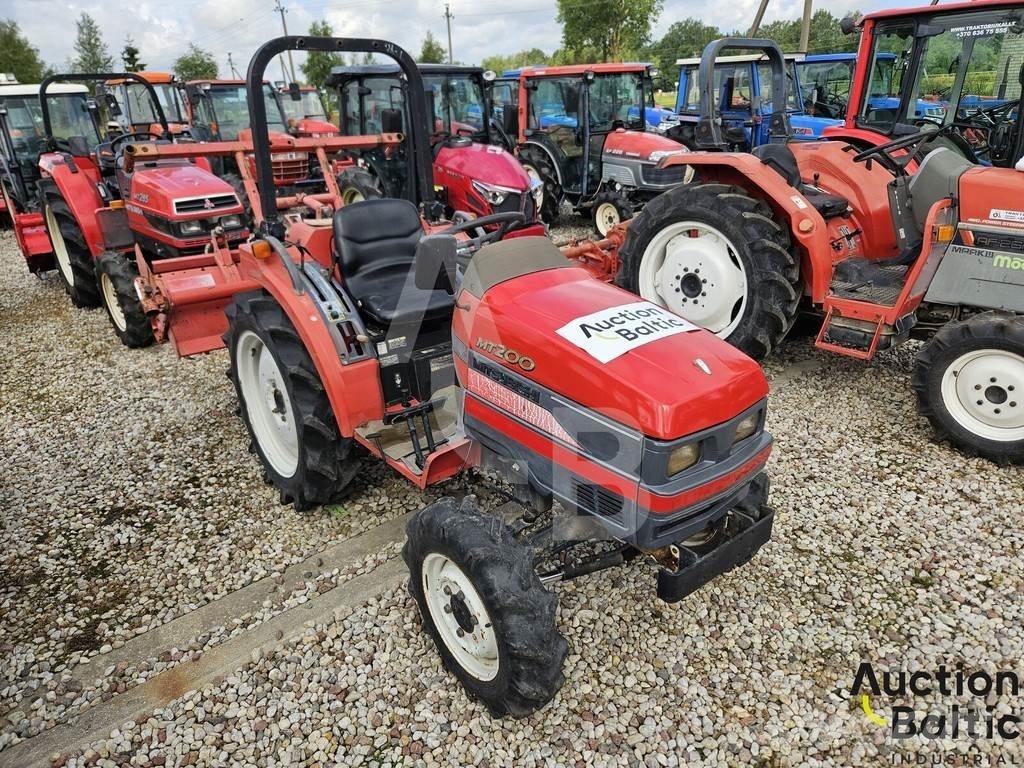 Mitsubishi MT200 Tractores