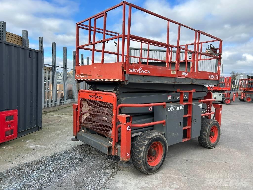 SkyJack SJ 8841 RT Plataformas tijera