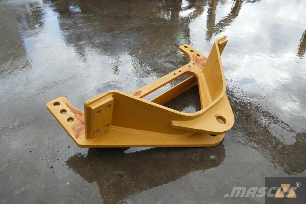 CAT 140M3 Drawbar Transporte - Otros