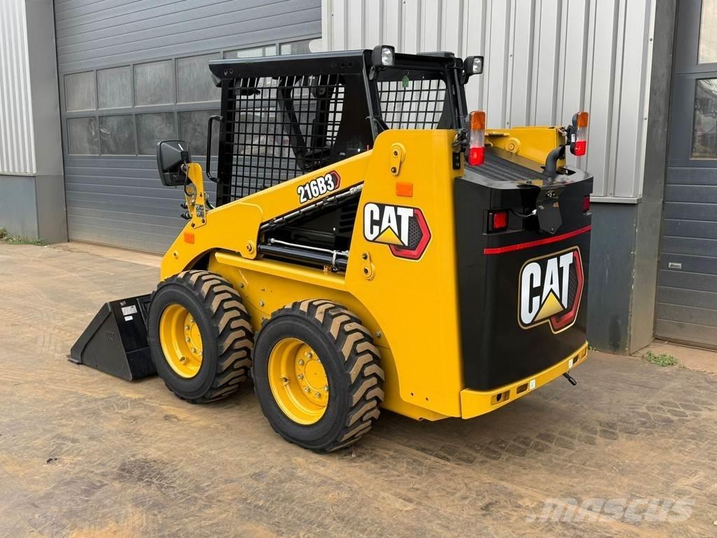 CAT 216B3 Cargadoras sobre ruedas