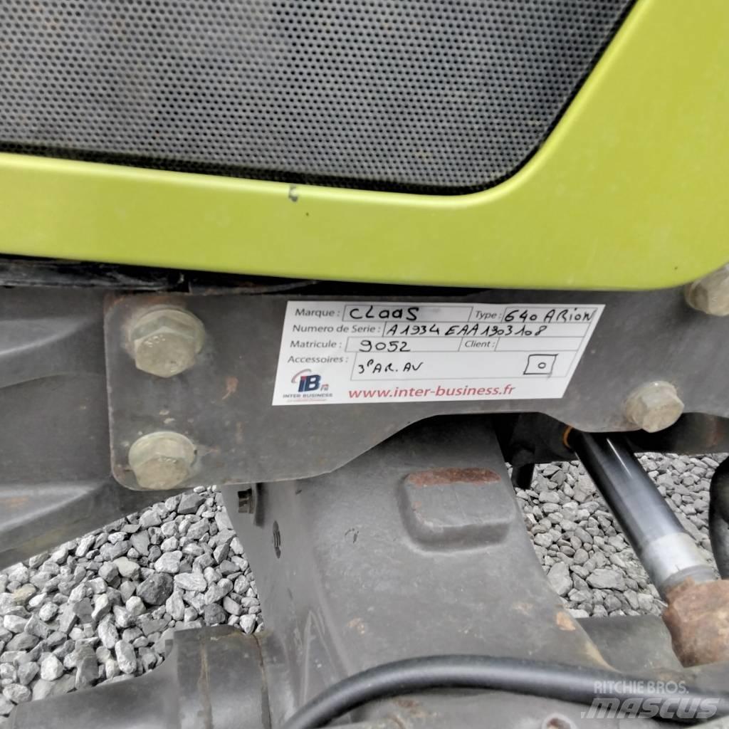CLAAS 640 ARION Tractores