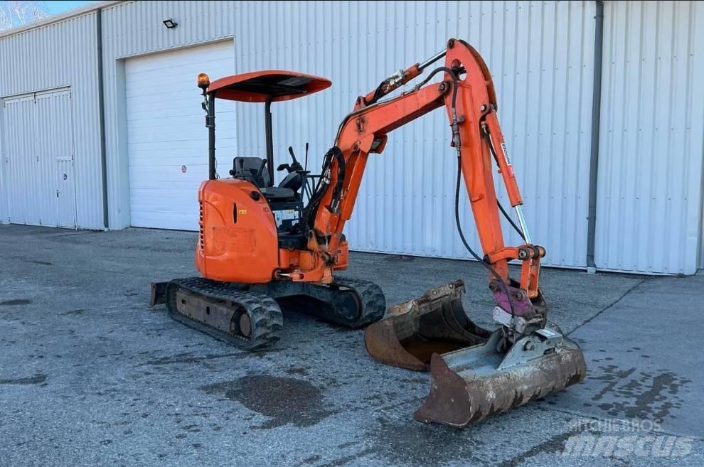 Komatsu PC 26 MR Mini excavadoras < 7t